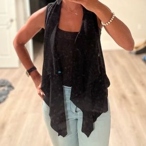 Sleeveless cardigan black